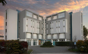 Отель Hotels Campus  Коллечио